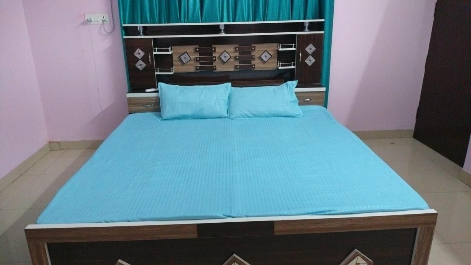 Lavish Living Villa Varanasi Ngoại thất bức ảnh