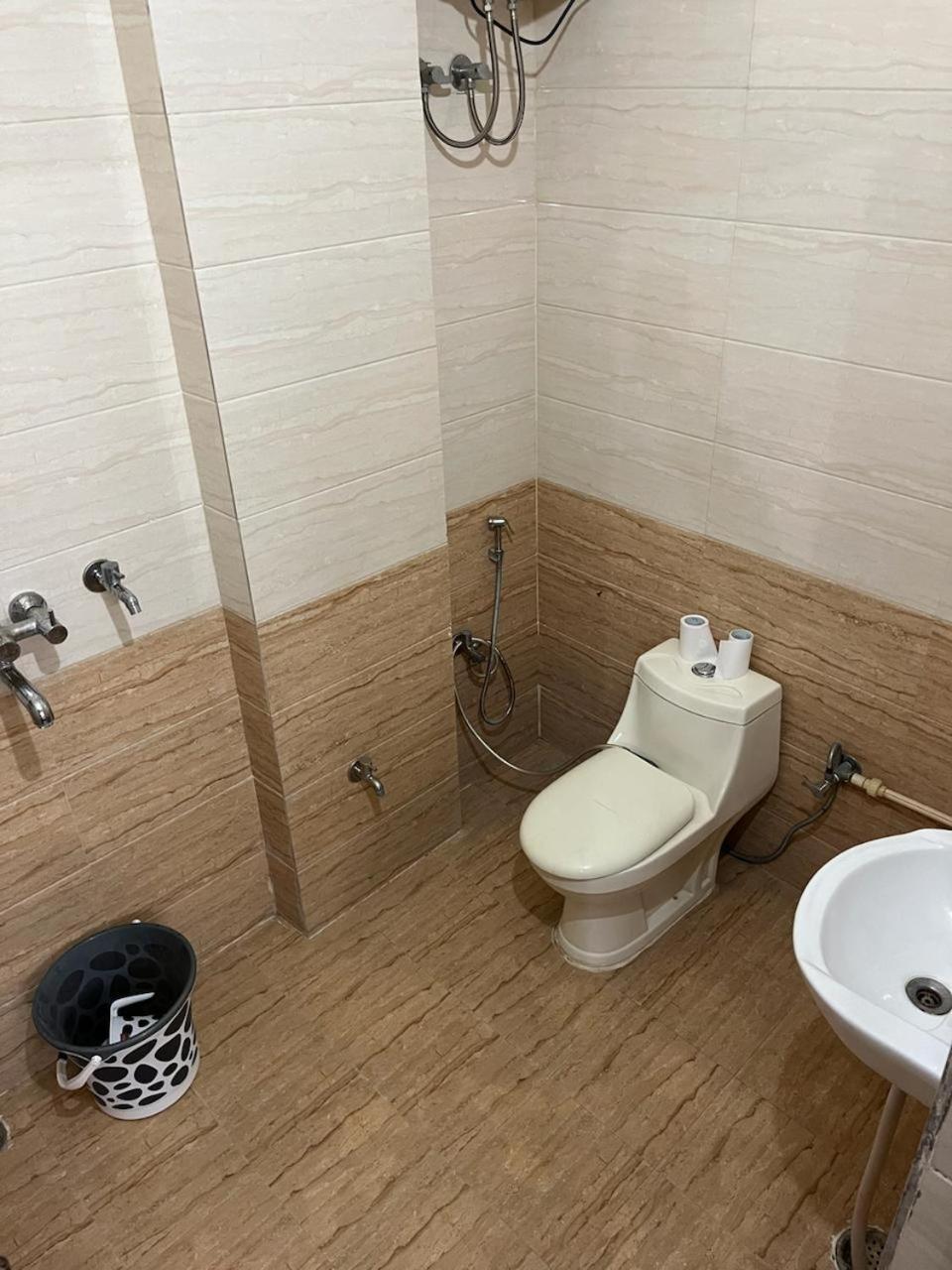 Lavish Living Villa Varanasi Ngoại thất bức ảnh