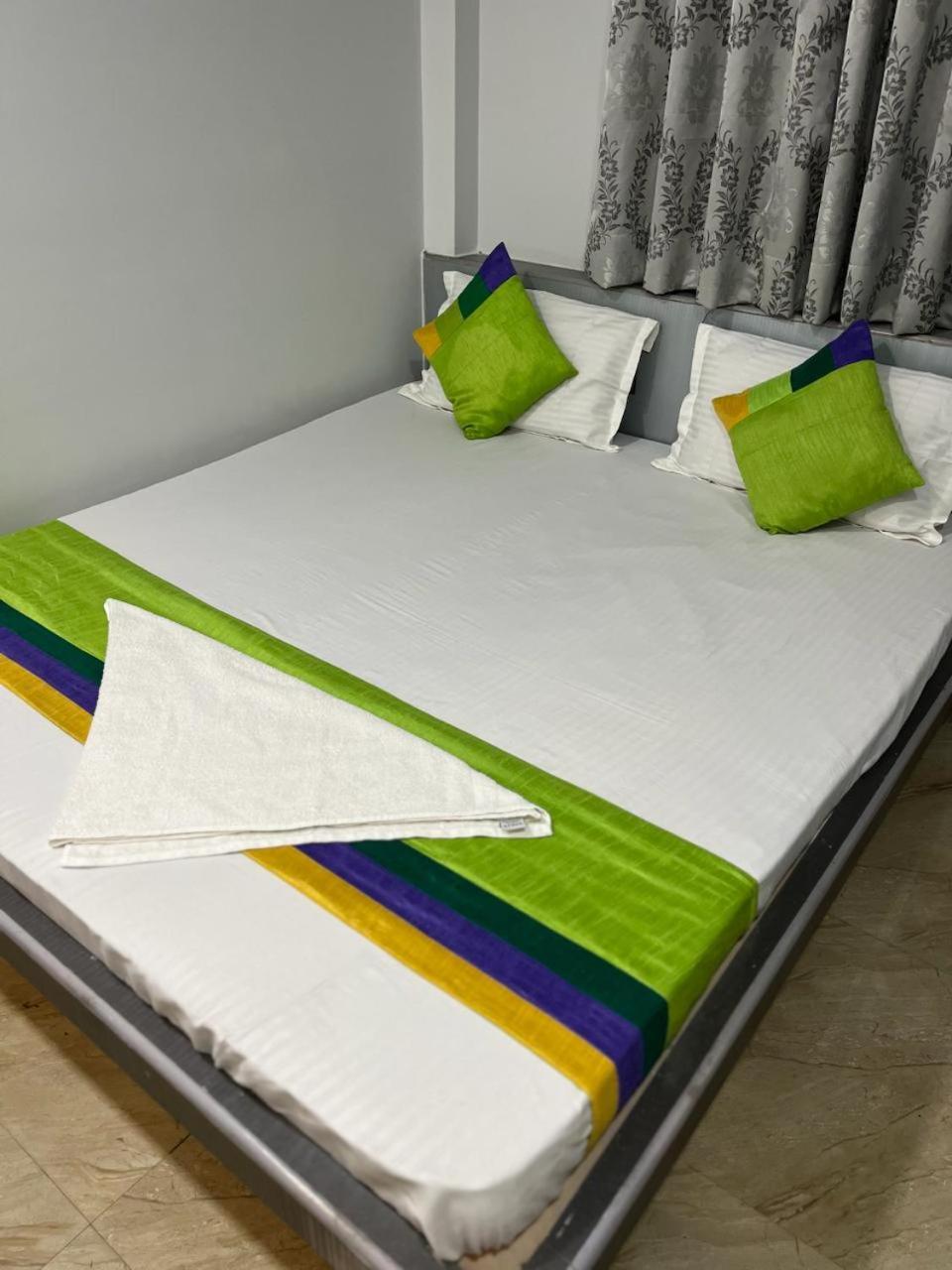 Lavish Living Villa Varanasi Ngoại thất bức ảnh
