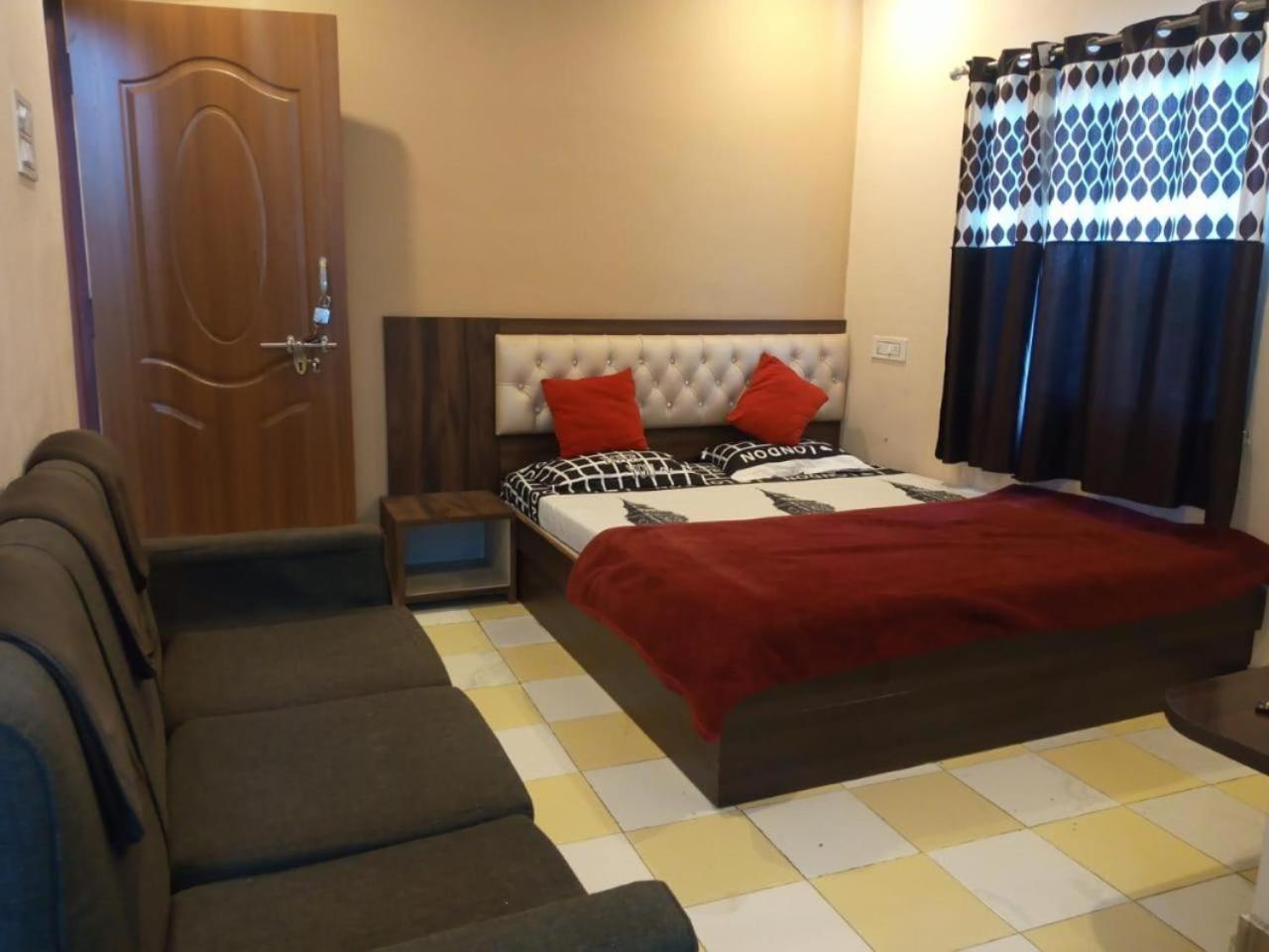 Lavish Living Villa Varanasi Ngoại thất bức ảnh